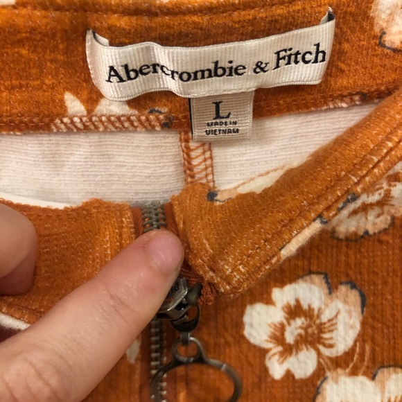 👢A&F Orange Floral Skirt🧡 - Picture 3 of 5